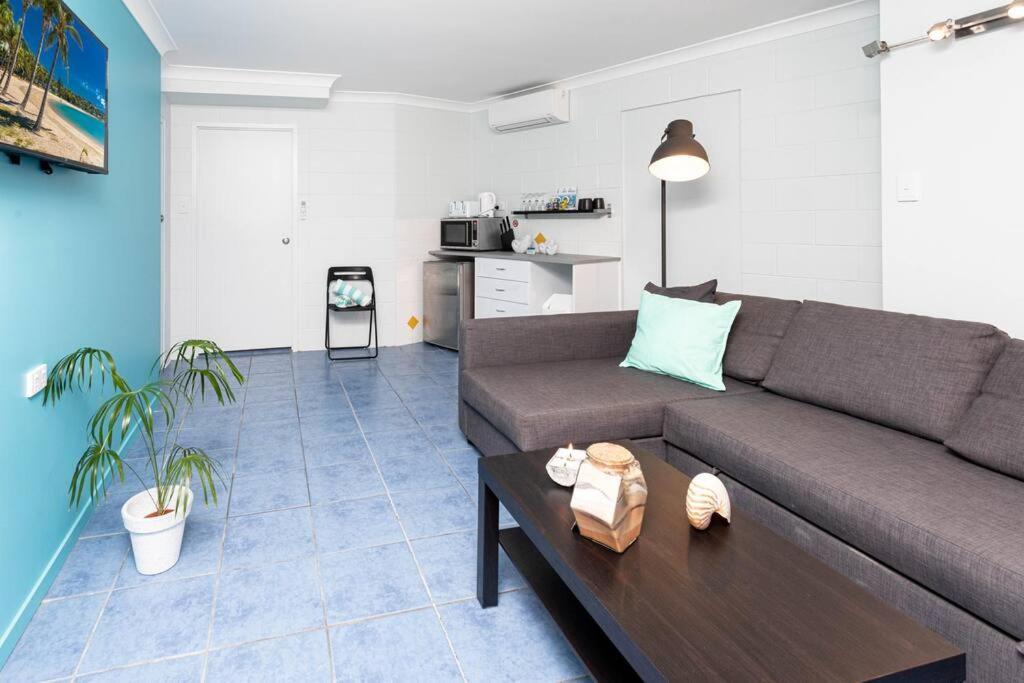 Airlie Sun & Sand Motel Accommodation #4 Airlie Beach Exterior photo